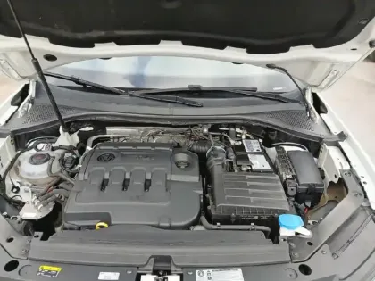 Photo 6 Volkswagen Tiguan  2.0 TDI 150 DSG7 Black R-Line