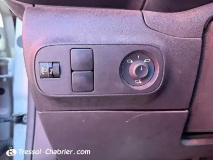 Photo 14 Citroën C3 Gén. III Ph2 Feel Pack 5