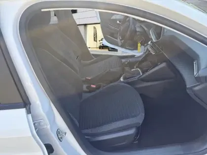 Photo 8 Peugeot 208  PureTech 75 S&S BVM5 Active