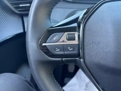 Photo 18 Peugeot 208  PureTech 75 S&S BVM5 Active