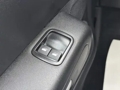 Photo 19 Citroën C3 Gén. III Ph2 NG PLUS 5