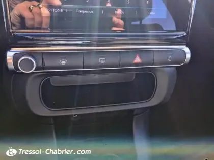 Photo 21 Citroën C3  BlueHDi 100 S&S BVM5 Shine Business