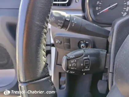 Photo 16 Citroën C3  BlueHDi 100 S&S BVM5 Shine Business