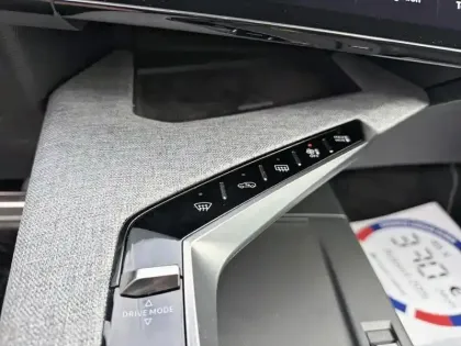 Photo 12 Peugeot 3008  Hybrid 145 e-DCS6 GT