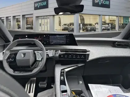 Photo 9 Peugeot 3008  Hybrid 145 e-DCS6 GT