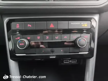 Photo 12 Volkswagen T-cross  1.0 TSI 115 Start/Stop DSG7 R-Line