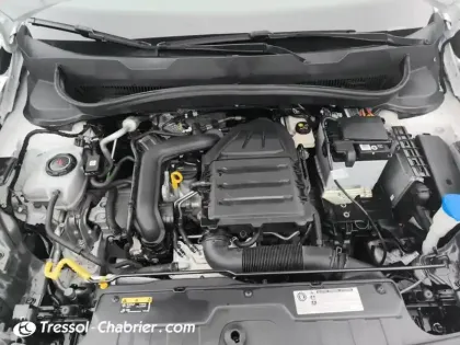 Photo 6 Volkswagen T-cross  1.0 TSI 115 Start/Stop DSG7 R-Line