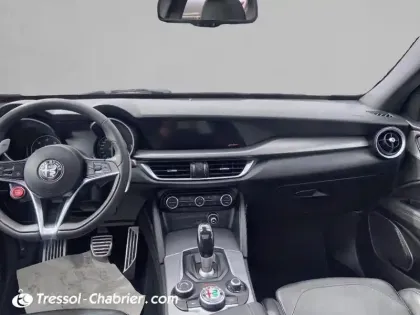 Photo 5 Alfa Romeo Stelvio  2.2 180 ch Q4 AT8 Sport Edition
