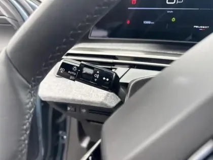 Photo 16 Peugeot 3008 Gén. III Ph1 Allure 5