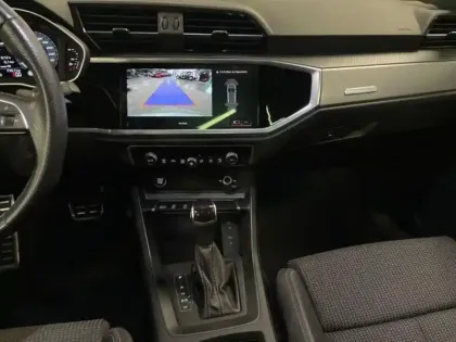 Photo 9 Audi Q3 35 TDI 150 ch S tronic 7 S line