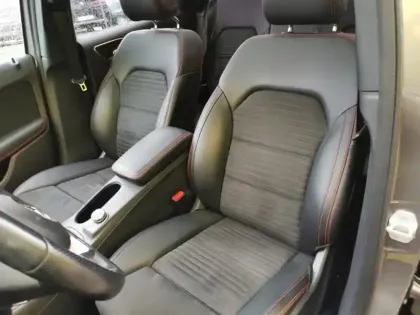 Photo 12 Mercedes Classe B 200 d Fascination Pack AMG Lin