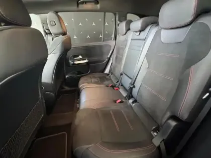 Photo 31 Mercedes GLB 200 d AMG Line