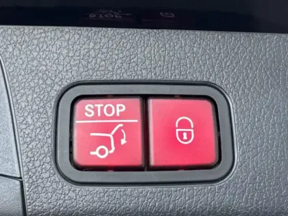 Photo 12 Mercedes GLB Gén. I (X247) Ph1 AMG Line 5