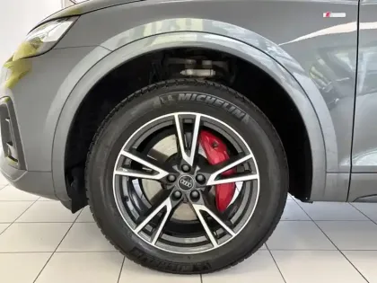 Photo 8 Audi Q5 50 TFSI e 2.0 299 S line quatt