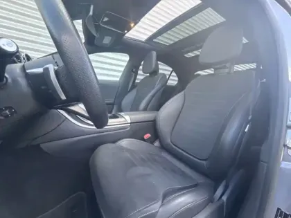 Photo 16 Mercedes Classe C  300 e Hybrid EQ Berli