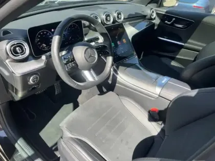 Photo 8 Mercedes Classe C Gén. V (W206) Ph1 AMG Line 4