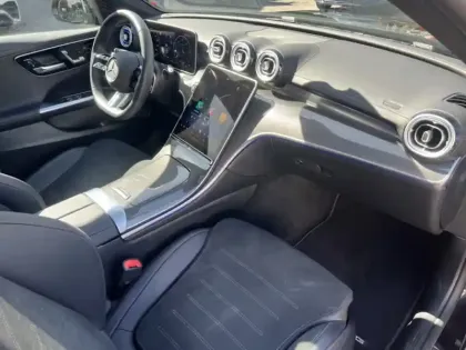 Photo 10 Mercedes Classe C Gén. V (W206) Ph1 AMG Line 4