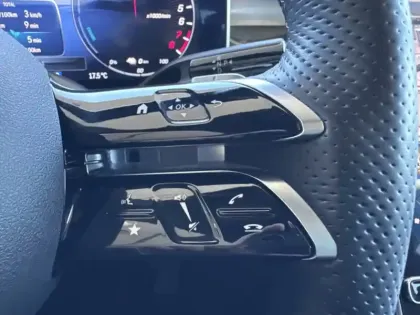 Photo 13 Mercedes Classe GLC GLC 300 e  Hybrid EQ 4MATIC AM