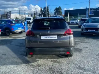 Photo 46 Peugeot 2008 Gén. I Ph2 Signature 5