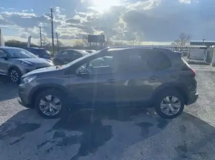 Photo 45 Peugeot 2008 Gén. I Ph2 Signature 5