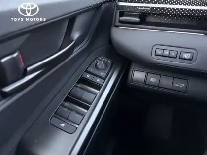 Photo 35 Toyota C-HR Design Grande Autonomie 77 kWh 224ch +