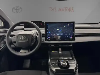 Photo 11 Toyota C-HR Design Grande Autonomie 77 kWh 224ch +