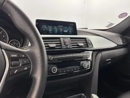 Photo 15 BMW Serie 3 318iA 136ch Executive