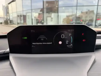 Photo 18 Toyota C-HR Design Grande Autonomie 77 kWh 224ch +