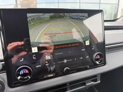 Photo 21 Toyota C-HR Design Grande Autonomie 77 kWh 224ch +