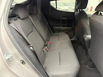 Photo 12 Toyota C-HR 1.8 HYBRIDE 122 DESIGN