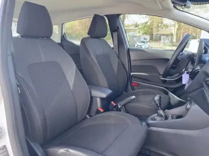 Photo 26 Ford Fiesta 1.0 EcoBoost Hybrid 125ch Titanium Business 5p