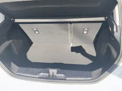 Photo 38 Ford Fiesta Gén. V Ph2 Titanium Business 5