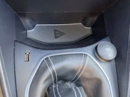 Photo 49 Ford Fiesta Gén. V Ph2 Titanium Business 5