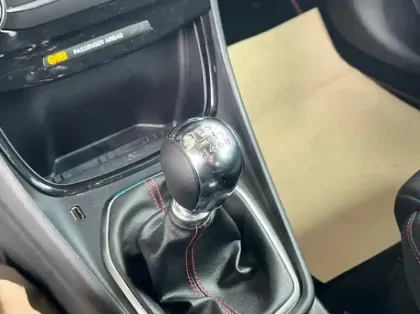 Photo 7 Ford Puma 1.0 Flexifuel 125ch S&S mHEV ST-Line