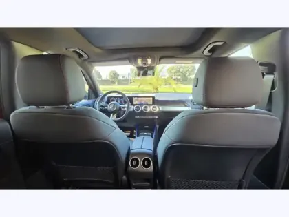 Photo 8 Mercedes GLB 200 d AMG Line