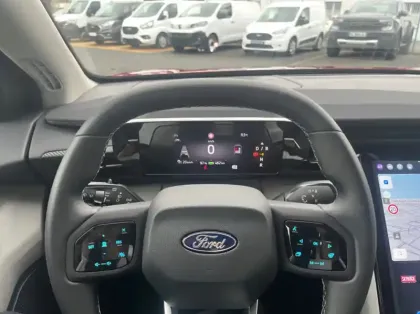 Photo 6 Ford Explorer 286ch Extended Range 77kWh Pack Premium RWD