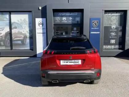 Photo 24 Peugeot 2008 II 1.2 PT 130 S&S GT Line