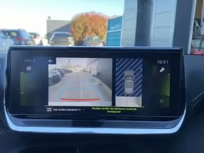 Photo 5 Peugeot 2008 II 1.2 PT 130 S&S GT Line