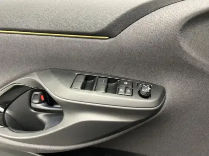 Photo 10 Toyota Yaris Hybride 1.5 116H TRAIL TOIT PANO