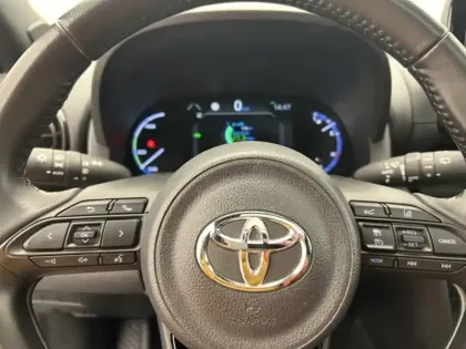 Photo 12 Toyota Yaris Hybride 1.5 116H TRAIL TOIT PANO