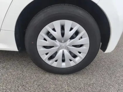 Photo 20 Toyota Yaris Hybride 116h Dynamic