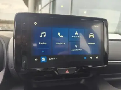 Photo 13 Toyota Yaris Hybride 116h Dynamic