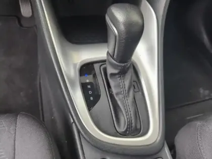 Photo 15 Toyota Yaris Hybride 116h Dynamic