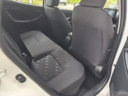 Photo 7 Toyota Yaris Hybride 116h Dynamic