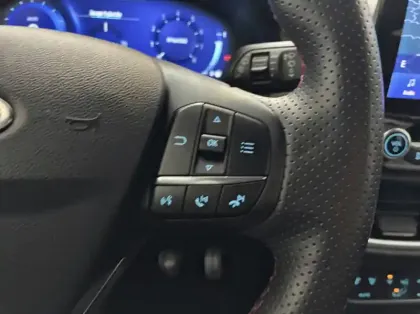 Photo 18 Ford Puma 1.0 EcoBoost 125ch mHEV ST-Line X 7cv