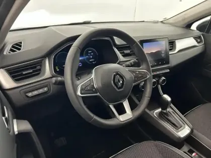 Photo 13 Renault Captur E-Tech Plug-in 160 21 Intens 5p