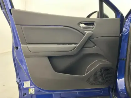 Photo 11 Renault Captur E-Tech Plug-in 160 21 Intens 5p