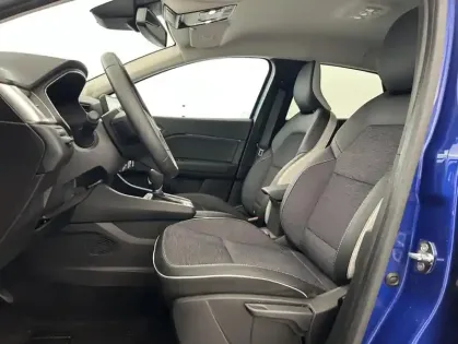 Photo 12 Renault Captur E-Tech Plug-in 160 21 Intens 5p