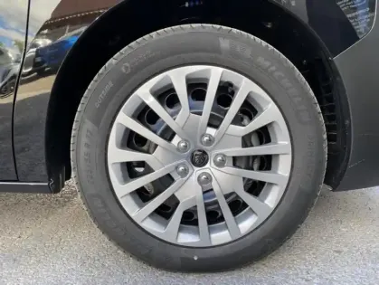 Photo 19 Peugeot Expert III Taille M 2.2 Diesel 180 S&S EAT8