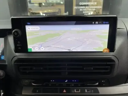 Photo 12 Peugeot Expert III Taille M 2.2 Diesel 180 S&S EAT8